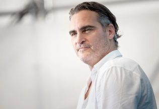 Joaquin Phoenix si zahrá gaya v romantickom filme pod taktovkou oceňovaného režiséra