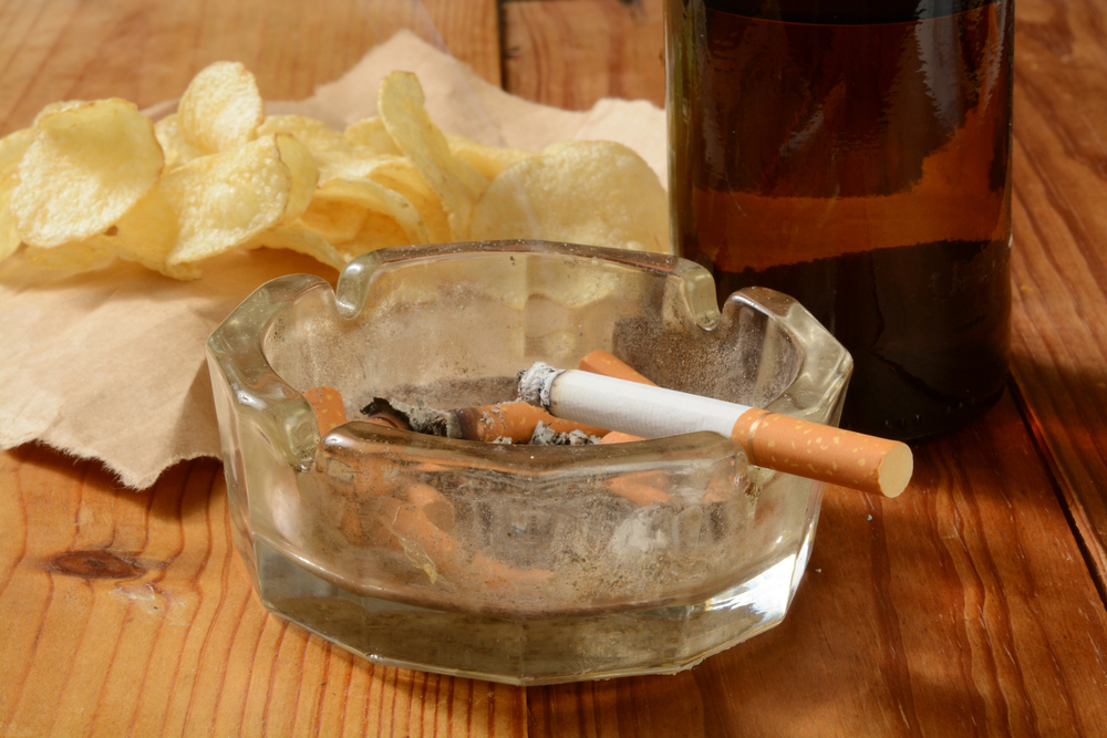 Ak sa nezmení prístup Slovákov k alkoholu, cigaretám a cukru, zdravotný systém môže skolabovať