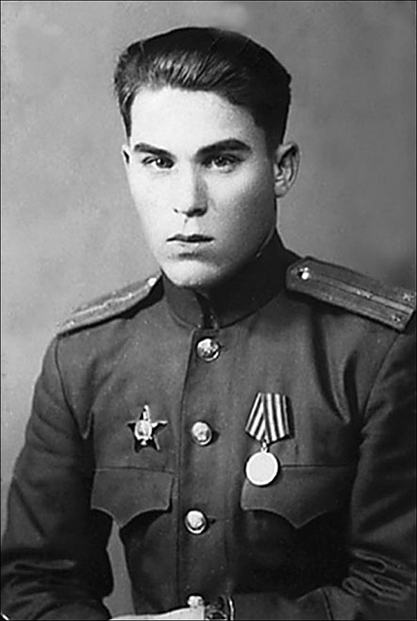 Josif Vissarionovič Stalin, fakty a zaujímavosti, história, Alexander Jakovlevič Davydov, nemanželský syn
