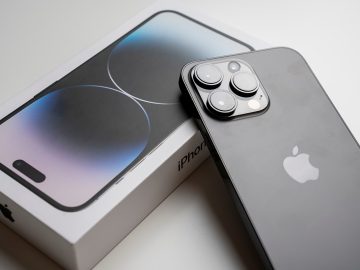 Tomu sa povie rodičia roka. Predali batoľa, aby mali na nový iPhone a mohli točiť storky