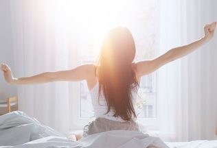 Ako prekonať rannú ospalosť? S týmito tipmi sa z tvojho rána stane najkrajší moment dňa