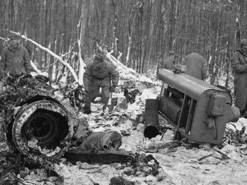 Na Sakrakopci zomrelo 82 ľudí. Najhoršia letecká katastrofa na Slovensku zostala nevyriešená