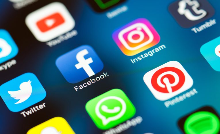 Slovákom kradnú účty na Instagrame a Facebooku. Polícia radí, čo máš robiť