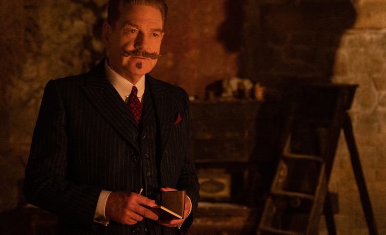 Detektív Hercule Poirot rieši nový prípad. Hororová detektívka Prízrak v Benátkach láka na atmosféru aj skvelých hercov