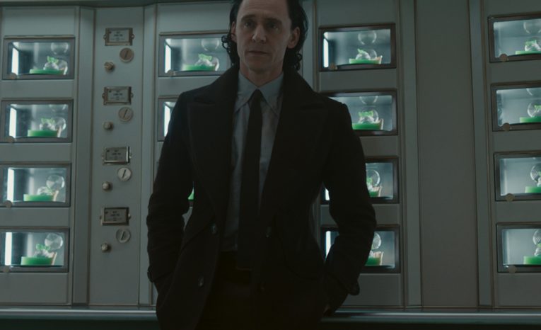Návrat Lokiho, komédie aj sci-fi. 9 zaujímavých seriálov, ktoré na streamovacie platformy dorazia v októbri