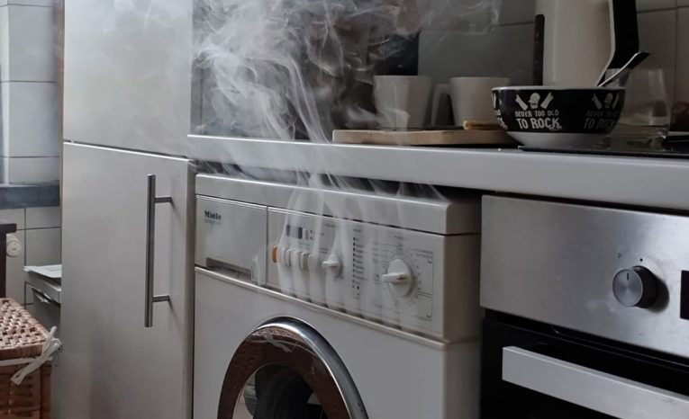 20 ľudí, pre ktorých sa pranie špinavej bielizne skončilo katastrofálne