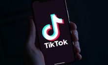 5 kontroverzných virálnych trendov, ktoré v roku 2023 ovládli TikTok