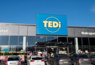 TEDi sťahuje z trhu