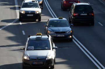 Na slovenských cestách už neuvidíš ukrajinské taxíky. Vláda schválila nový zákon