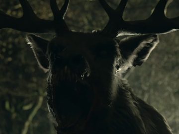 Macka Puf strieda krvilačný jeleň Bambi. Horor Bambi: The Reckoning láka na uletenú hororovú zábavu