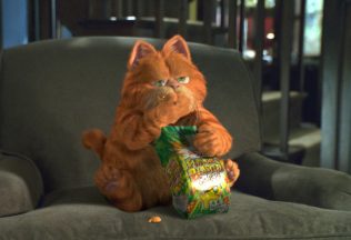 Garfield sa vracia v novom filme. Kto ho vlastne vymyslel a aké snímky sme s ním už dostali?