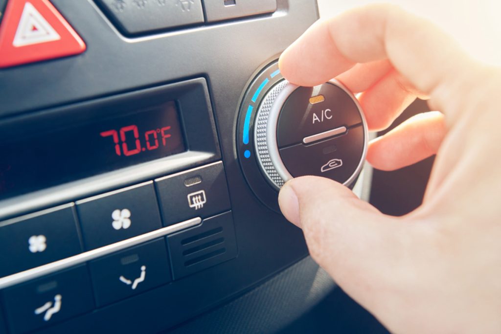 Takto by si mal nastaviť klimatizáciu v aute