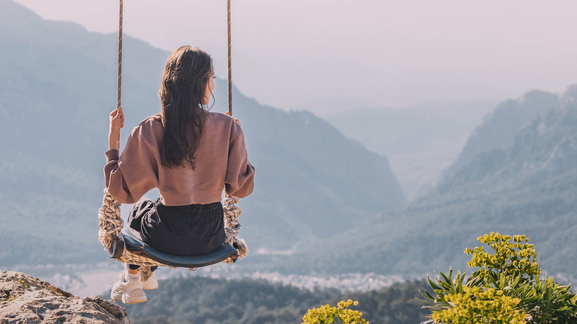 Sú lákadlom pre mnohých turistov. Hojdačiek v prírode je na Slovensku niekoľko