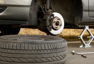 Zisti, či treba vymeniť brzdy na tvojom aute aj bez mechanika: Tieto 4 veci ti napovedia, v akom sú stave