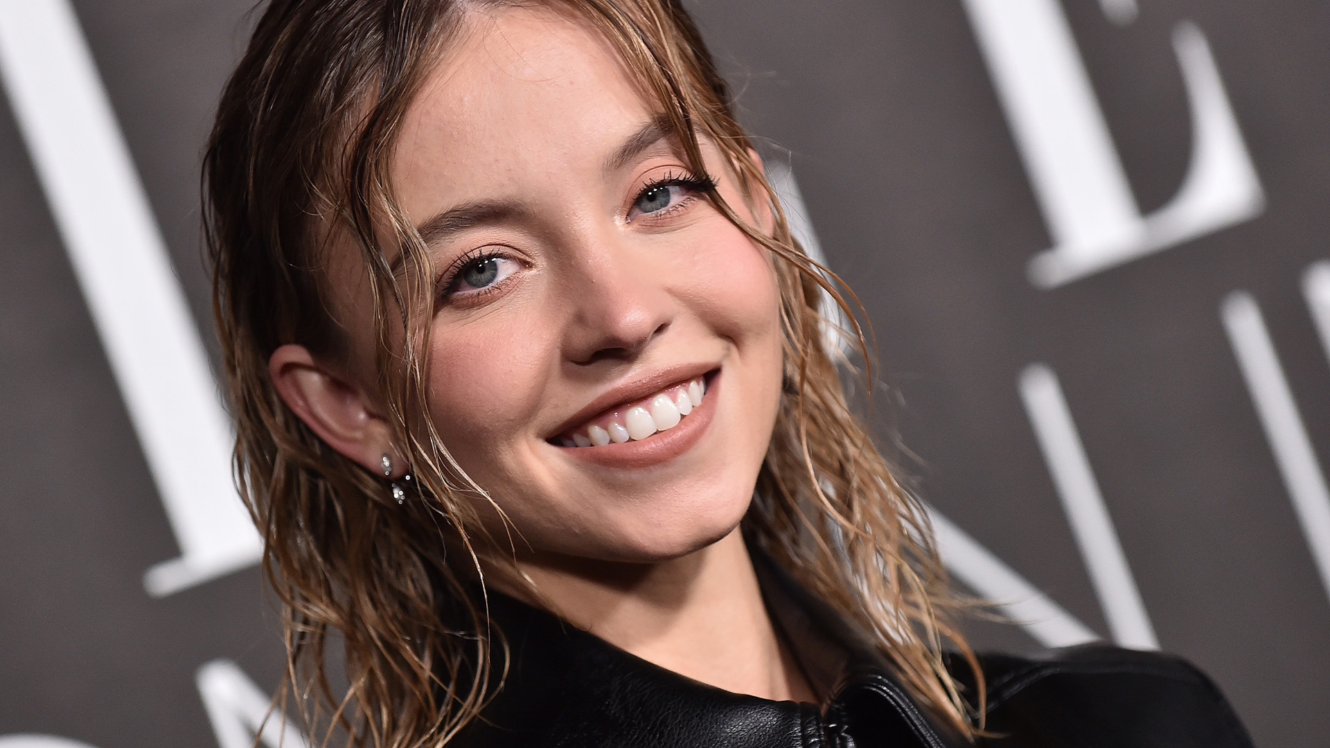 Diváci ju poznajú pre jej bujný dekolt. Sydney Sweeney však tvrdo drie od svojich 12 rokov