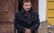 Filmári scenár konzultovali aj s Mikulášom Černákom. 10 zaujímavostí o mafiánskom trileri MIKI, ktorý prichádza do našich kín