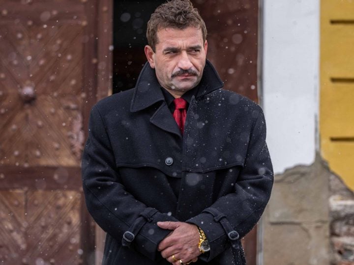 Filmári scenár konzultovali aj s Mikulášom Černákom. 10 zaujímavostí o mafiánskom trileri MIKI, ktorý prichádza do našich kín