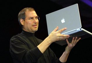 Jobs zarobil svoj prvý milión ako 23-ročný. Fakty a zaujímavosti o Apple, najhodnotnejšej firme na svete