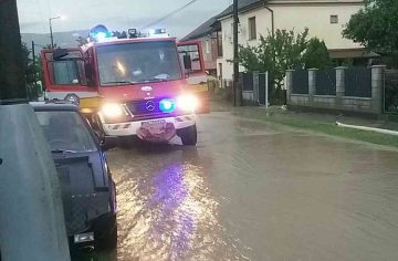 Slovensko je v ohrození, vyhlásili tretí povodňový stupeň. Tieto oblasti sú ohrozené najviac