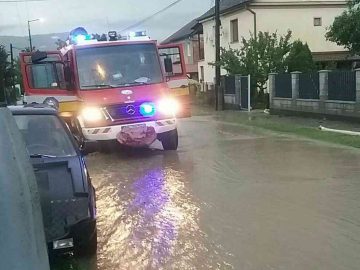 Slovensko povodňový stupeň