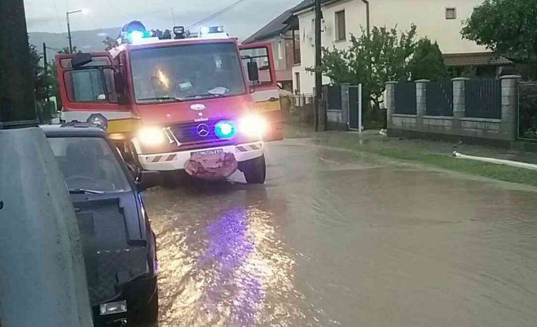 Slovensko povodňový stupeň