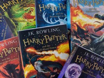 Nebude seriálový Harry Potter verný predlohe? Scenárista priznal, že všetky knihy neprečítal