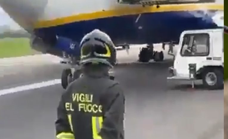 Ryanair vybuchli pneumatiky